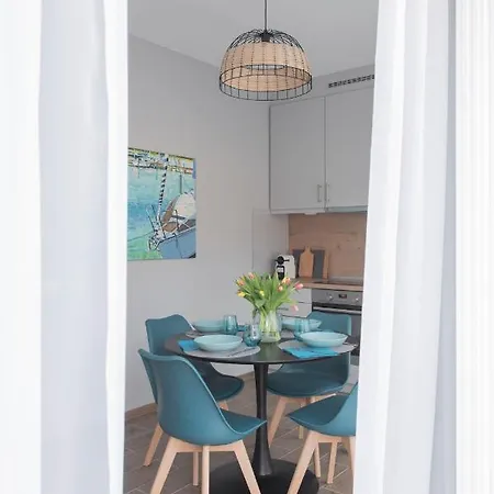 Aranygesztenye Apartmanhaz Villa