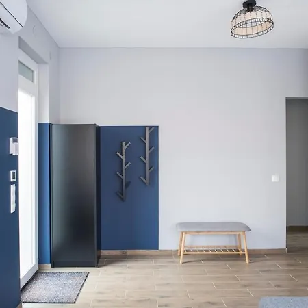 Villa Aranygesztenye Apartmanhaz *