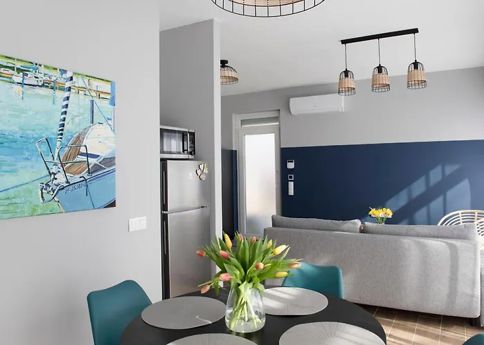 Villa Aranygesztenye Apartmanhaz *