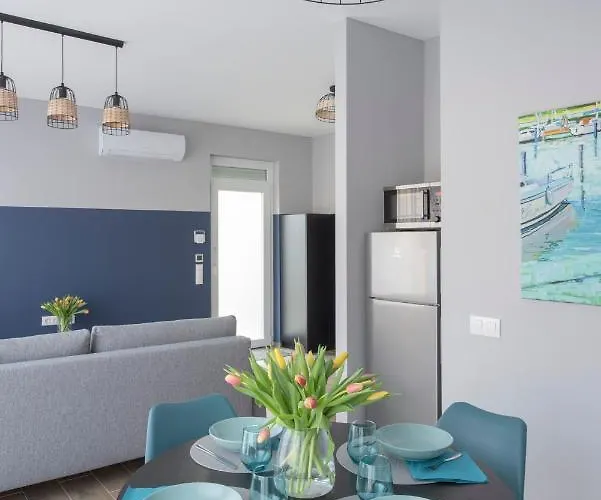 Βίλα Aranygesztenye Apartmanhaz *