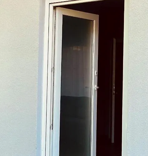 Βίλα Aranygesztenye Apartmanhaz *