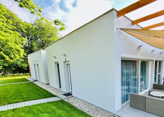 Aranygesztenye Apartmanhaz * Balatonudvari